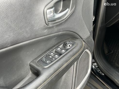 Jeep Compass 2017 черный - фото 33