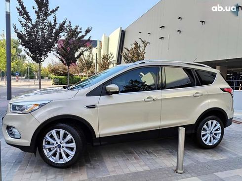 Ford Escape 2016 - фото 8