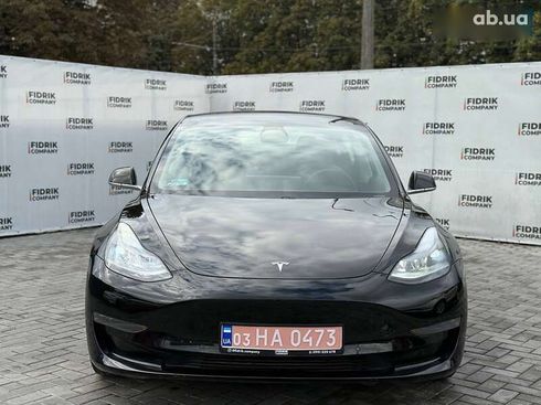Tesla Model 3 2020 - фото 2