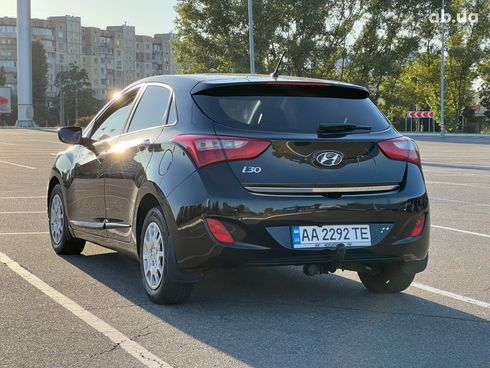 Hyundai i30 2013 черный - фото 7