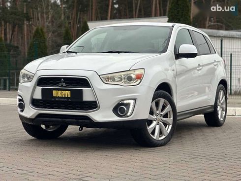 Mitsubishi Outlander 2015 - фото 2