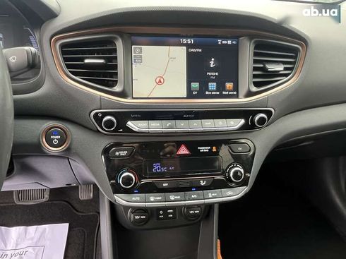 Hyundai Ioniq 2017 - фото 13
