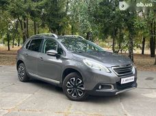 Продаж вживаних Peugeot 2008 2015 року - купити на Автобазарі