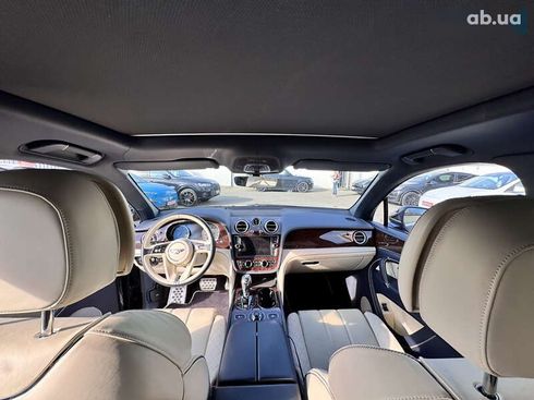 Bentley Bentayga 2019 - фото 15