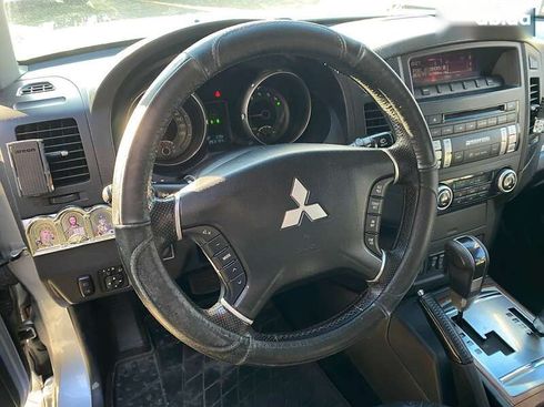 Mitsubishi Pajero Wagon 2008 - фото 14