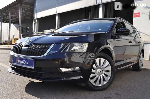 Skoda Octavia 2018 - фото 8