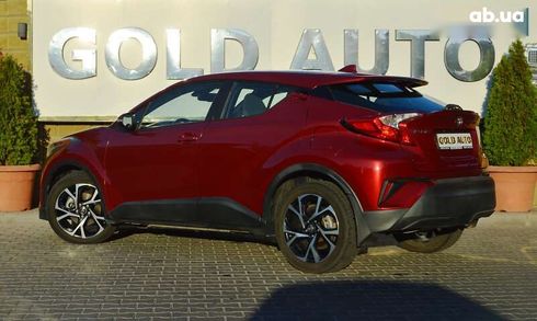 Toyota C-HR 2017 - фото 15