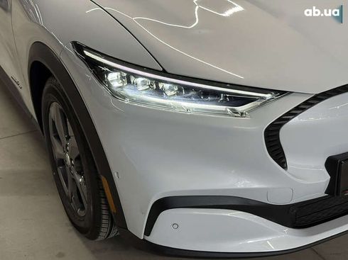 Ford Mustang Mach-E 2021 - фото 17
