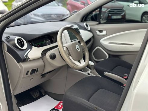 Renault Zoe 2014 белый - фото 14