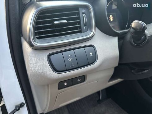 Kia Sorento 2016 - фото 16