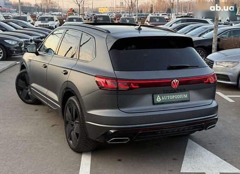 Volkswagen Touareg 2024 - фото 8