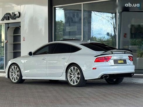 Audi A7 2014 - фото 16