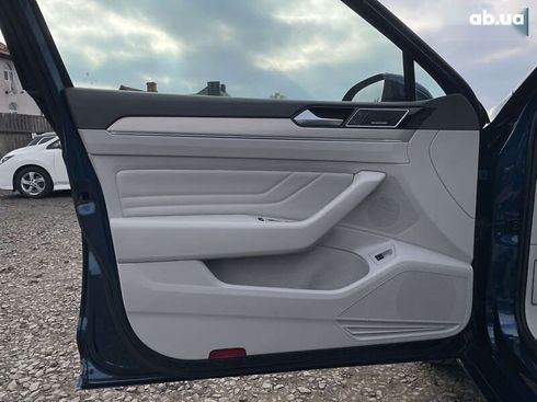 Volkswagen Passat 2022 - фото 29