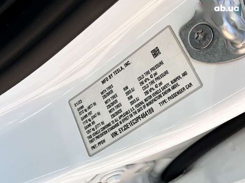 Tesla Model 3 2023 - фото 25