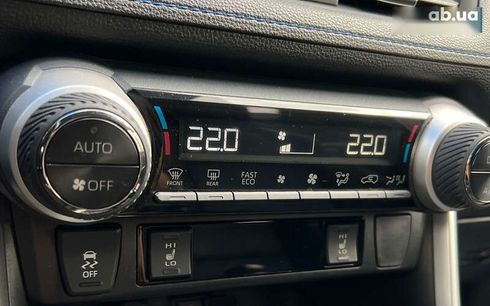 Toyota RAV4 2020 - фото 14