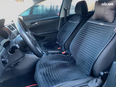 Volkswagen Jetta 2012 черный - фото 24