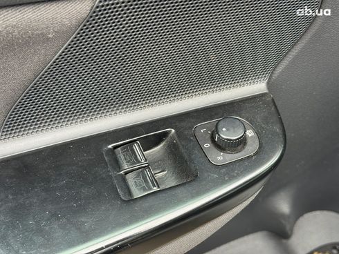 Volkswagen Golf 2005 серый - фото 39