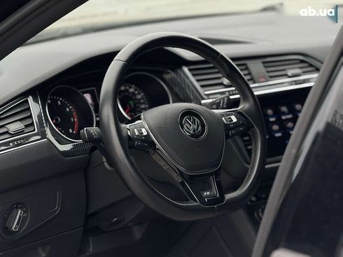 Volkswagen Tiguan 2020 - фото 17