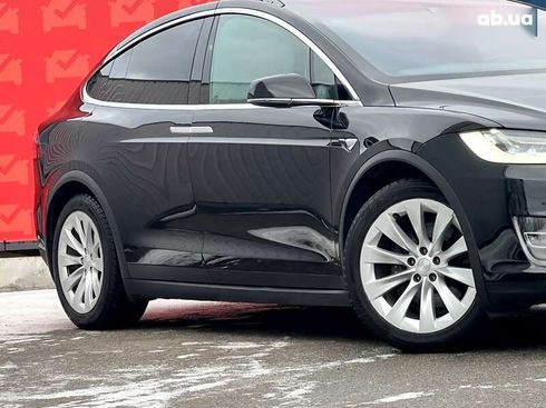 Tesla Model X 2019 - фото 7