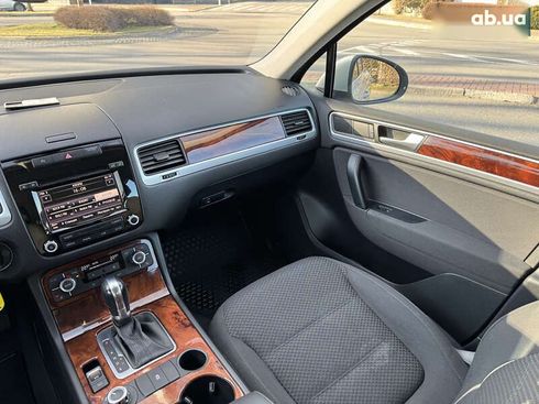 Volkswagen Touareg 2012 - фото 29