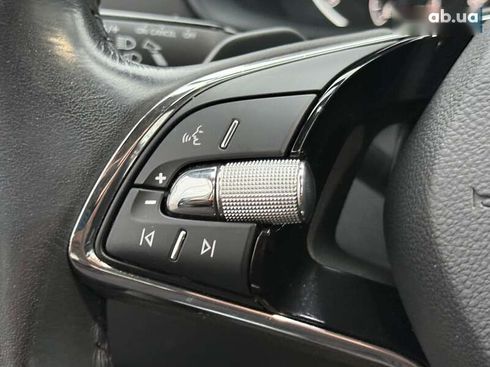 Skoda Octavia 2021 - фото 28