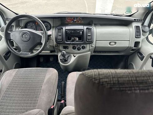 Opel Vivaro 2007 - фото 22