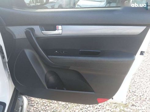 Kia Sorento 2013 - фото 12