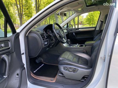 Volkswagen Touareg 2015 - фото 27