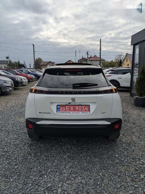 Peugeot e-2008 2023 - фото 10