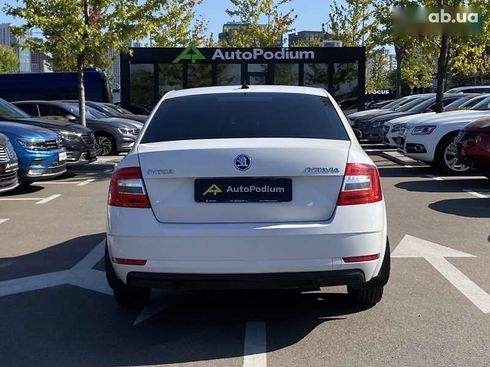 Skoda Octavia 2019 - фото 5