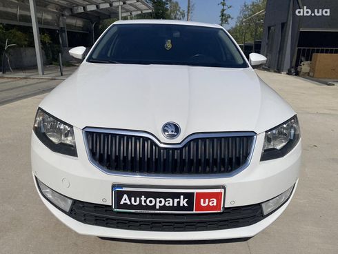 Skoda octavia a7 2015 белый - фото 2