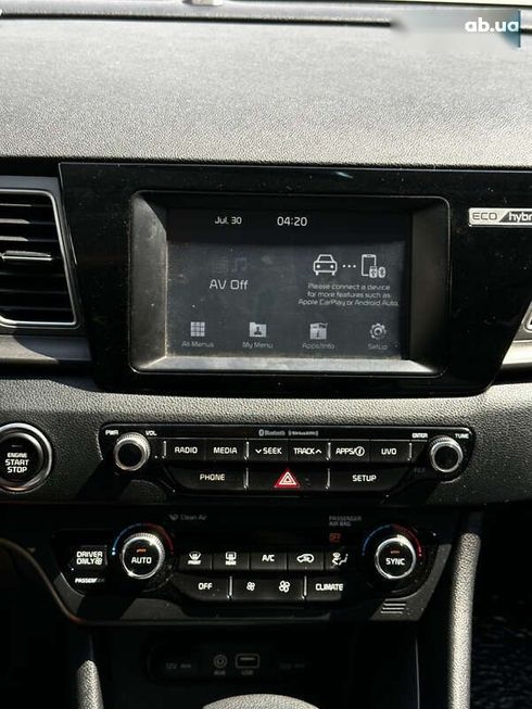 Kia Niro 2017 - фото 10