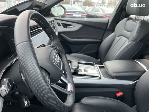 Audi Q8 2020 - фото 15