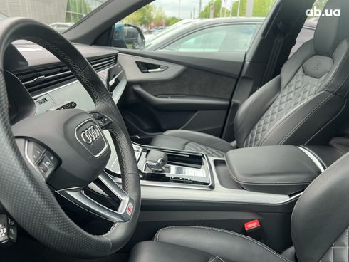 Audi Q8 2021 - фото 35
