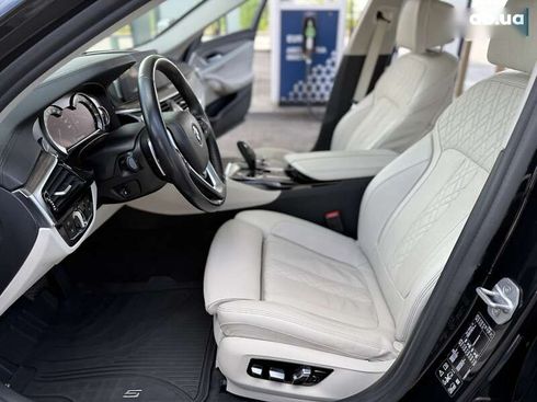 BMW 5 серия 2017 - фото 24