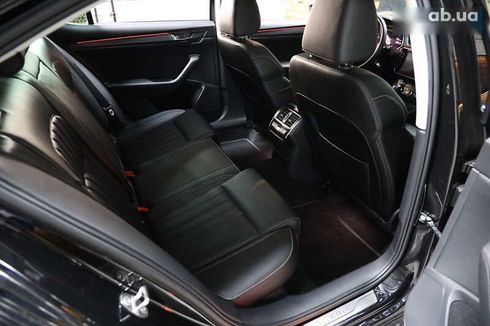 Skoda Superb 2022 - фото 30