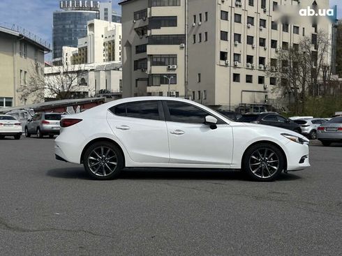 Mazda 3 2018 - фото 6