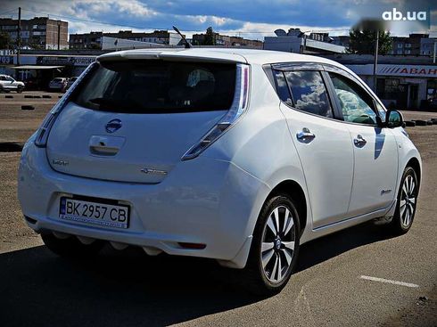 Nissan Leaf 2013 - фото 3