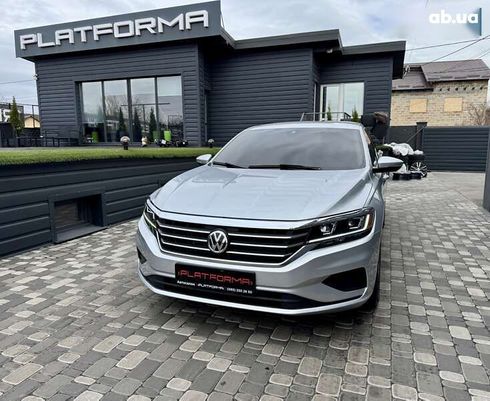 Volkswagen Passat 2020 - фото 11