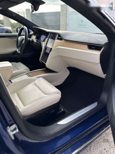 Tesla Model S 2020 - фото 23