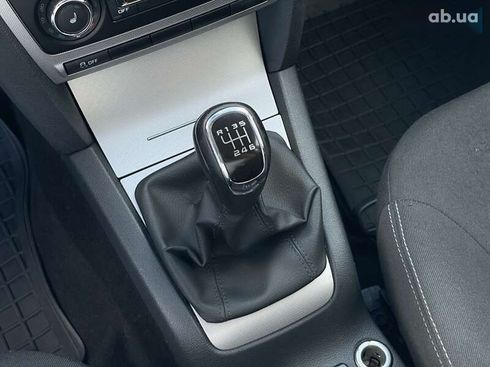 Skoda Octavia 2010 - фото 23