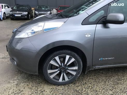 Nissan Leaf 2015 серый - фото 19
