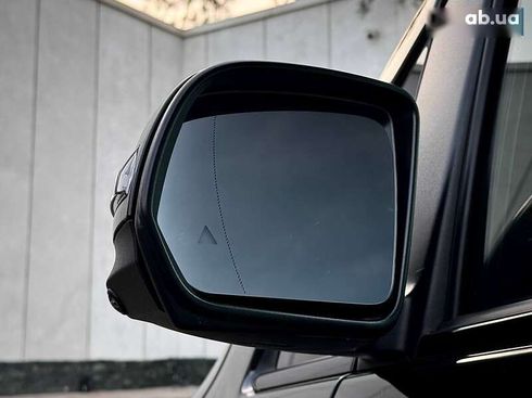 Mercedes-Benz V-Класс 2024 - фото 23