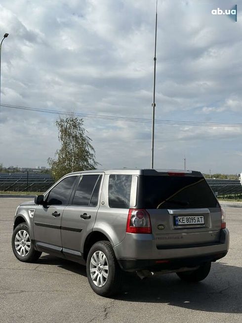 Land Rover Freelander 2010 - фото 4