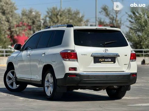 Toyota Highlander 2011 - фото 16