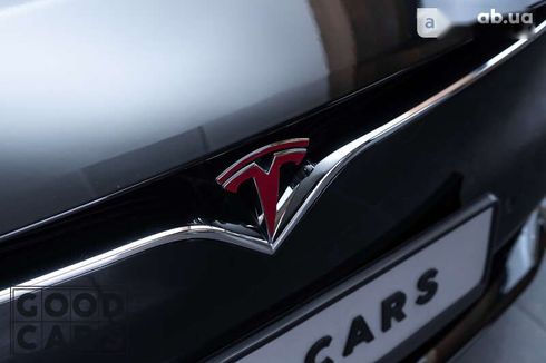 Tesla Model S 2019 - фото 6