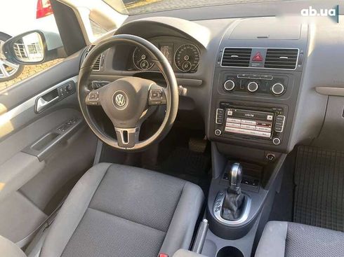 Volkswagen Touran 2015 - фото 8