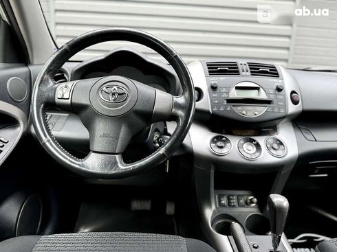 Toyota RAV4 2008 - фото 14