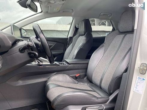 Peugeot 3008 2018 - фото 10