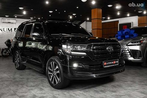Toyota Land Cruiser 2018 - фото 3